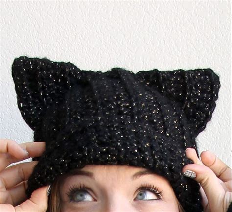 Crochet cat ears - Free patterns and tutorials