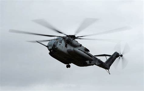 Missing helicopter with 5 Marines on board found, search for aircrew continues