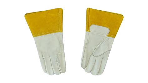 Cultivating Quality Control for Superior Leather Farm Gloves