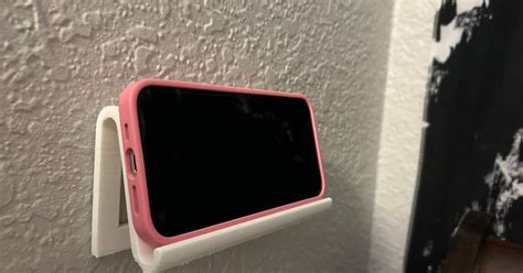 Wall Mounted Phone Holder por Cliffords Prints | Descargar modelo STL gratuito | Printables.com