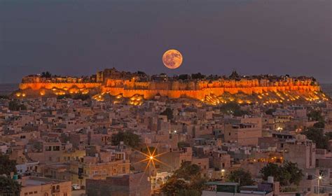 India Unexplored: Desert at Jaisalmer - Travelogues from Remote Lands