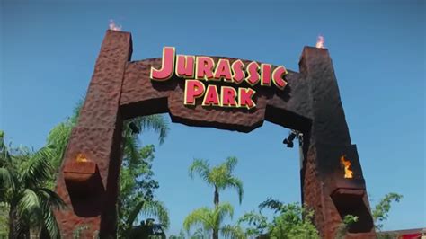 Jurassic Park Ride at Universal Studios Hollywood to Close, Reopen as ‘Jurassic World ...