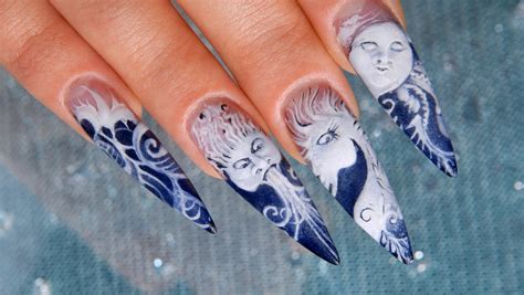 How to do nail art with tape - The Art World