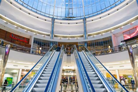 Glass Dome in Canary Wharf Shopping Centre Editorial Image - Image of ...