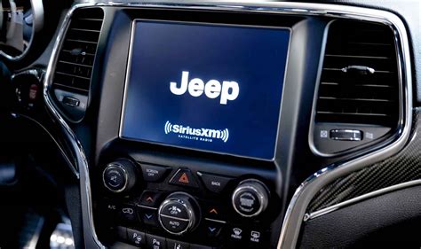 Jeep Touch Screen Freaking Out: What to Do? [Solved] - 2022