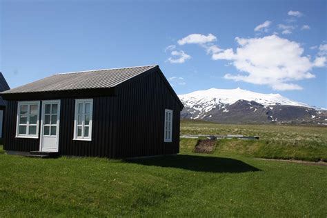 Cottages to Rent – Iceland Cottages