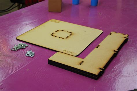 WENT - Laser Cut End Table - (parts) | A simple little table… | Flickr