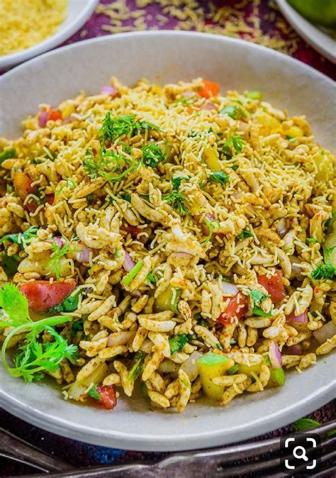 bhel puri #street food Iftar Recipes, Veg Recipes, Spicy Recipes, Indian Food Recipes, Cooking ...