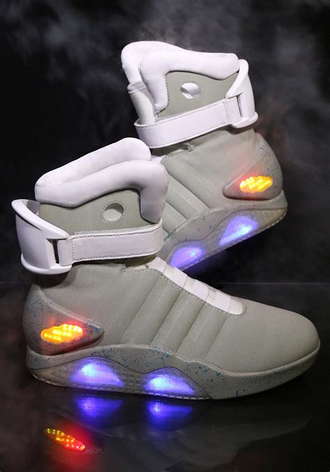 Official BACK TO THE FUTURE II Light Up Shoes — Now 590% Cheaper — GeekTyrant