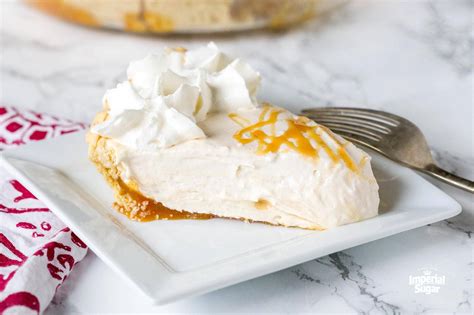 Vanilla Caramel No Bake Pie | Imperial Sugar