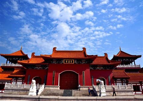 Po Lin Monastery Hong Kong