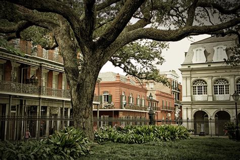 Top Attractions in New Orleans Beyond Bourbon Street - Earth's Attractions - travel guides by ...