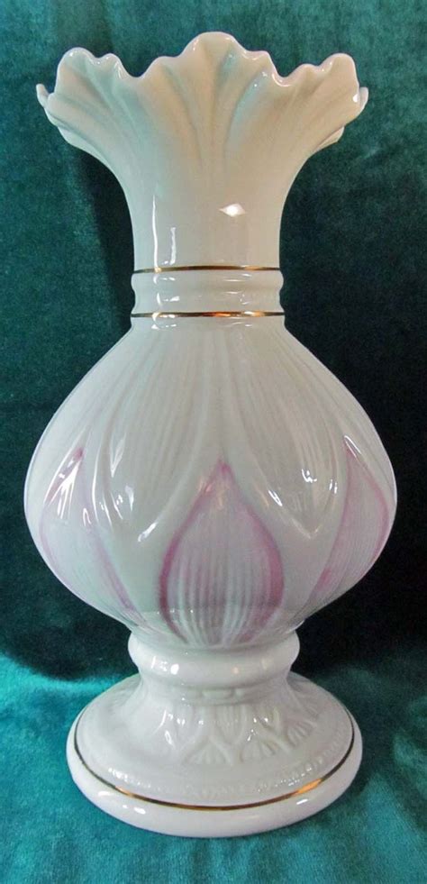 Irish Belleek 1074 Lotus Blossom Vase Pink & Gold Accents | Belleek, Irish pottery, Belleek pottery