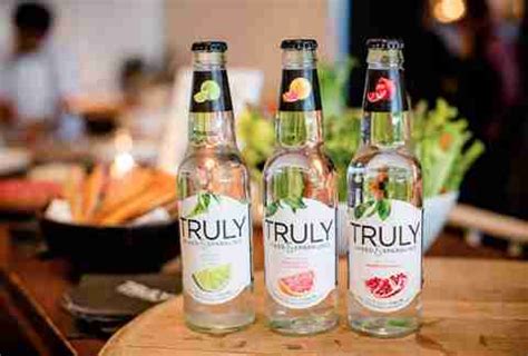 The 4 Best Spiked Seltzer Brands You Can Buy Right Now - Thrillist