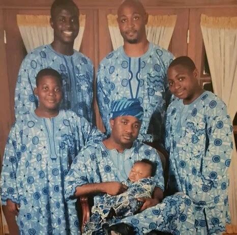 Davido & All His Siblings With Their Father Family Photo In 90's ...