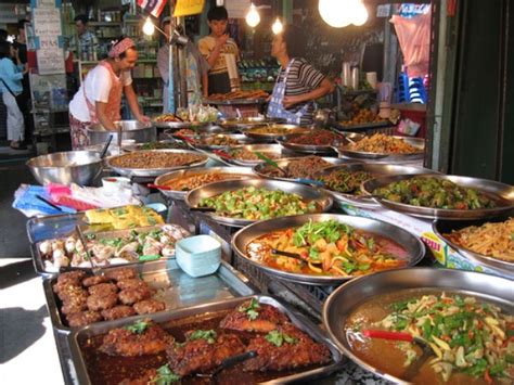 Short Guide To Street Thai Food | TravelVivi.com