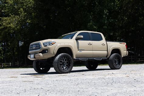 Rough Country Flat Black Pocket Style Fender Flares | 2016+ Toyota ...