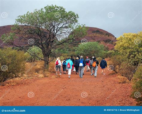 Kata Tjuta National Park, Hiking Group Editorial Photo - Image of sacred, hiking: 45816716