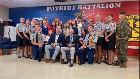 Jefferson County High School builds Patriots through Medal of Honor program | wbir.com