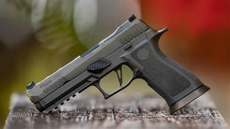 TOP 5 Best 10mm Pistols & Handguns For 2023