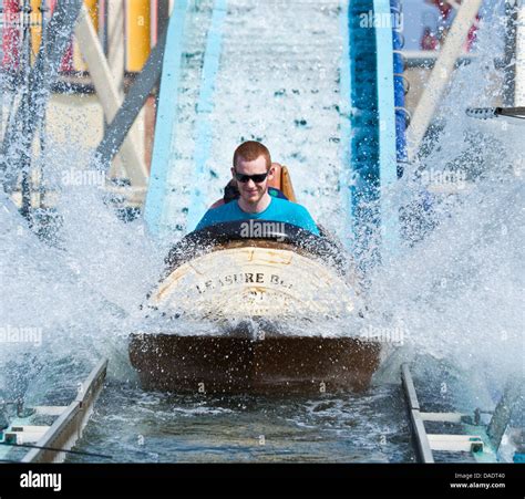 Log flume ride at hershey park - dfwapo