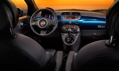 Fiat Shows The Interior Of Upcoming 2017 500