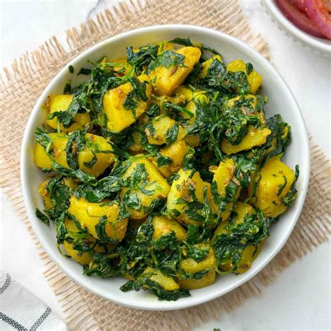 Aloo Methi (Potato Fenugreek Leaves Stir Fry) - Indian Veggie Delight