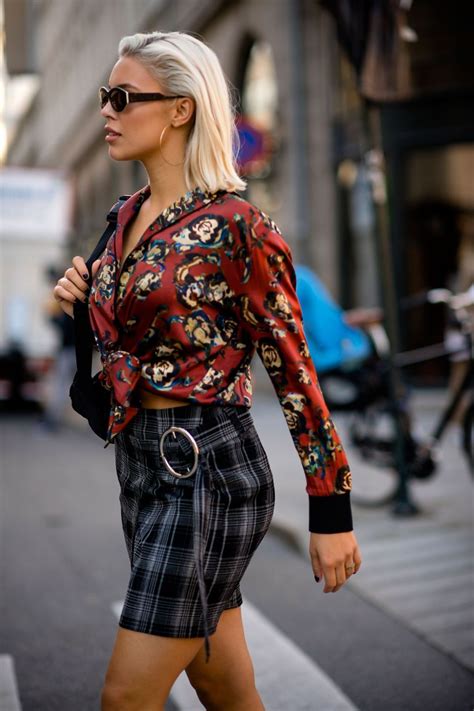 Street Style 2017, Street Style Women, Trendy Outfits, Fashion Outfits, Gq Magazine, Mini Skirts ...