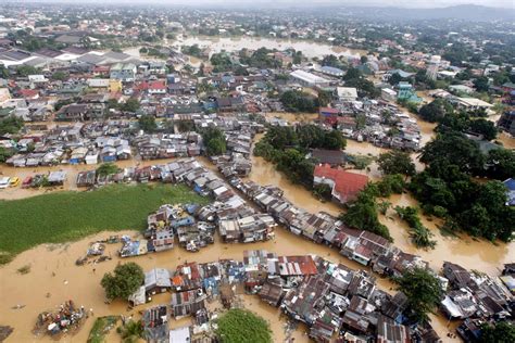 I S B D : Penyebab dan Dampak Banjir di Jakarta