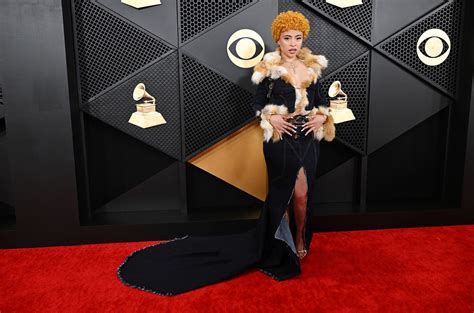 2024 Grammy Red Carpet Photos: See the Fashion