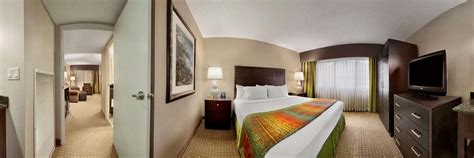 Hilton Winnipeg Airport Suites (Winnipeg): What to Know BEFORE You ...