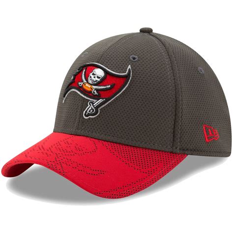 New Era Tampa Bay Buccaneers Pewter Visor Maze 39THIRTY Flex Hat