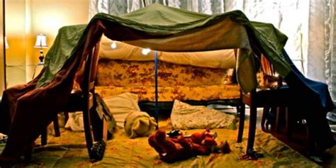 How to Make an Incredible Indoor Fort For Your Kids | Kids forts, Blanket fort, Cool forts