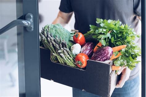 The 8 Best Produce Delivery Services in 2021 - walktoeat