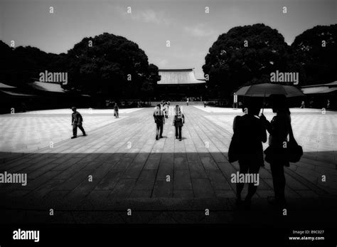 Visitor parasol meiji shrine hi-res stock photography and images - Alamy