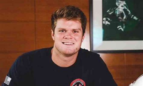 Know About Sam Darnold; NFL, Age, Girlfriend, Stats, Contract, Salary