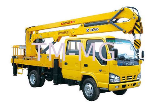 2T Lifting Capacity XCMG Bucket articulating boom truck 360 Slewing Angles