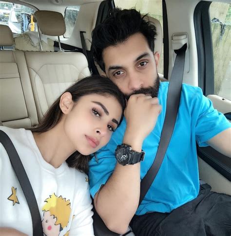 Mouni Roy Biography, Age, Height, Husband, Net Worth – Entrepreneur Saathi