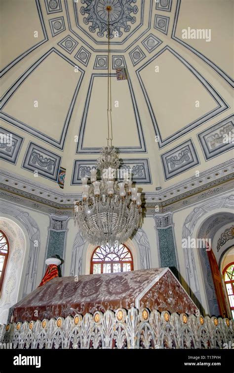 Osman gazi tomb hi-res stock photography and images - Alamy