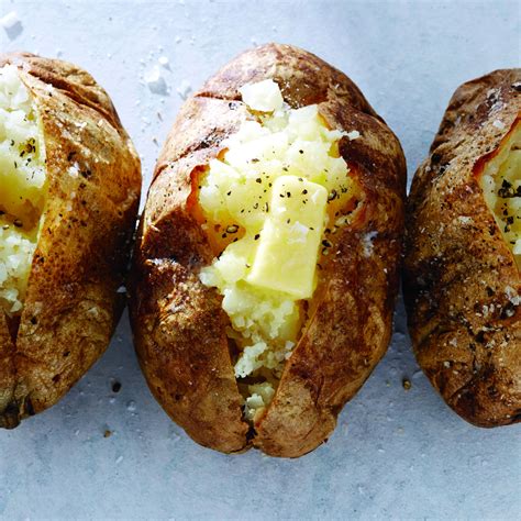 Baked Potato Perfection: Discover What to Serve with Your Favorite Spud - PlantHD