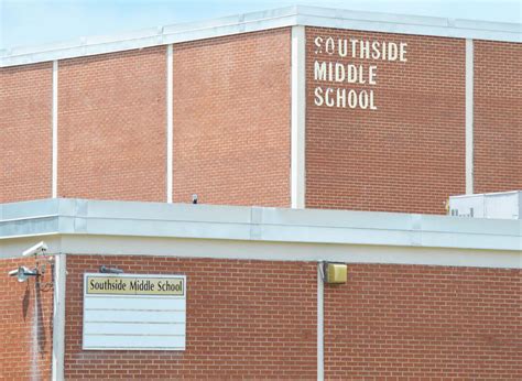 Closure rumor hurting Southside Middle School enrollment | Local News | albanyherald.com