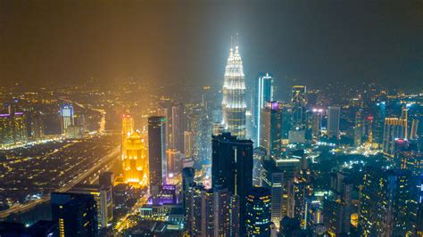 City Malaysia Skyline Skyscraper Kuala Lumpur HD Travel Wallpapers | HD Wallpapers | ID #75598