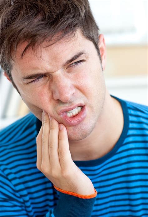 What are the Signs of Wisdom Tooth Pain? | Above Dental