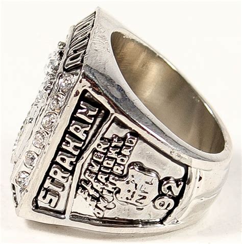 Michael Strahan Giants High Quality Replica 2007 Super Bowl XLII Ring | Pristine Auction