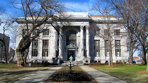 File:Hamilton County, Tennessee Courthouse2.JPG • FamilySearch