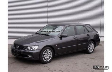 2005 Lexus IS 200 Sport Cross - Car Photo and Specs