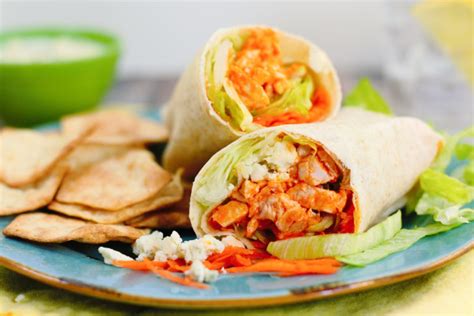 15 Minute Buffalo Chicken Wraps