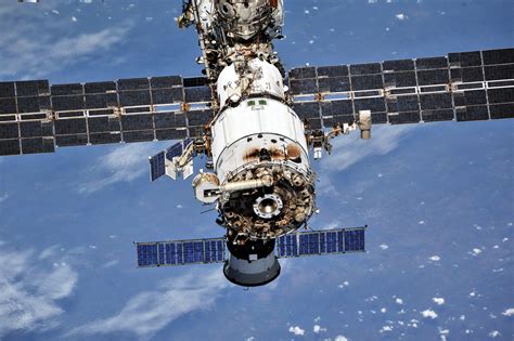 New photos of the International Space Station — Quartz