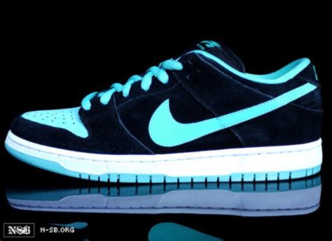 Nike SB Dunk Low "Tiffany J-Pack" | Complex