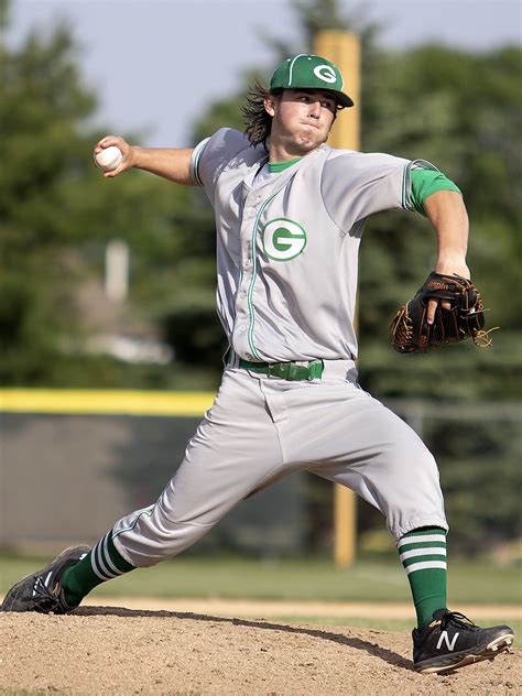 Geeseo baseball edged by Galesburg in regional pitcher's duel | Baseball | qconline.com